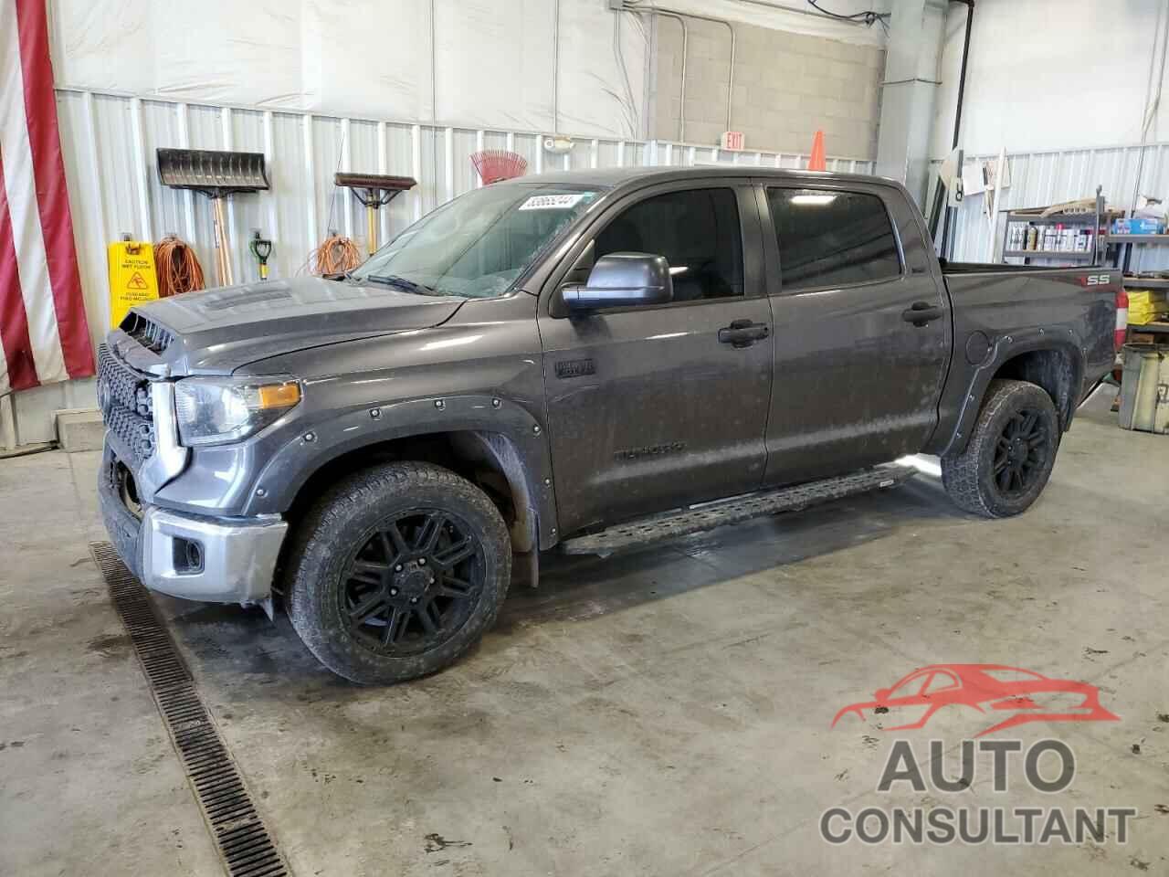 TOYOTA TUNDRA 2019 - 5TFDY5F10KX823657
