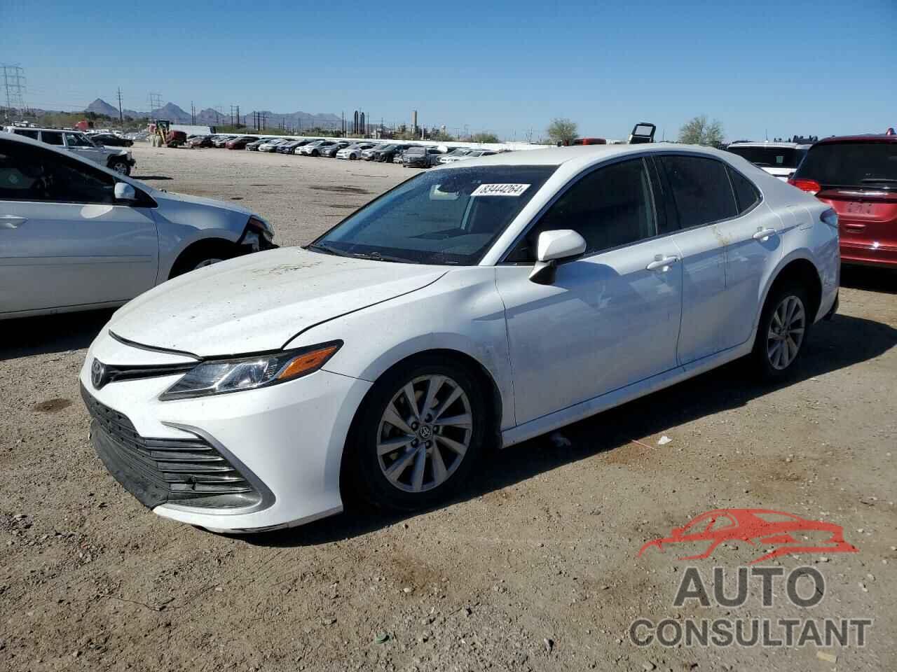 TOYOTA CAMRY 2021 - 4T1C11AK2MU410096