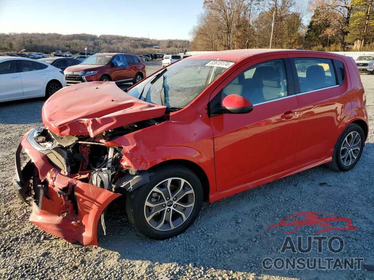 CHEVROLET SONIC 2018 - 1G1JD6SB5J4118848