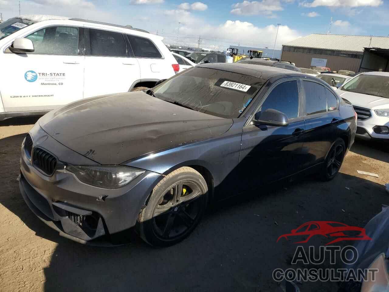 BMW 3 SERIES 2013 - WBA3B3C56DJ810567