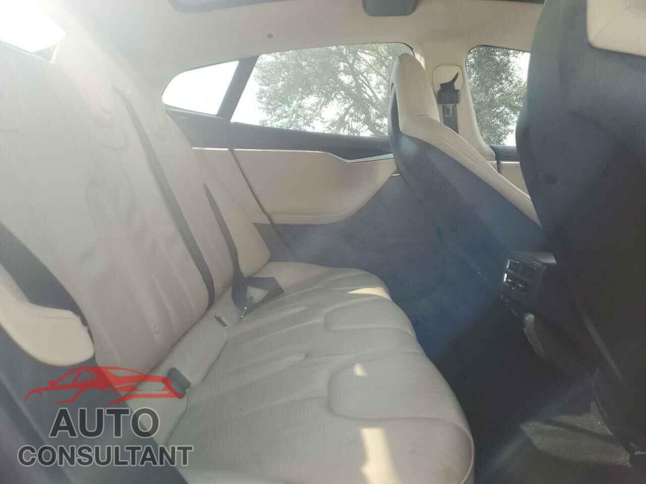 TESLA MODEL S 2013 - 5YJSA1DN9DFP05954