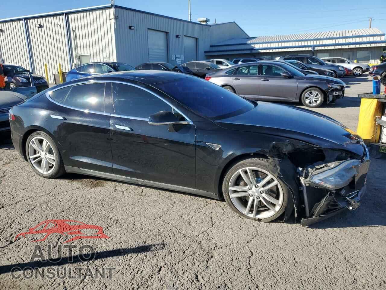 TESLA MODEL S 2013 - 5YJSA1CN4DFP04485