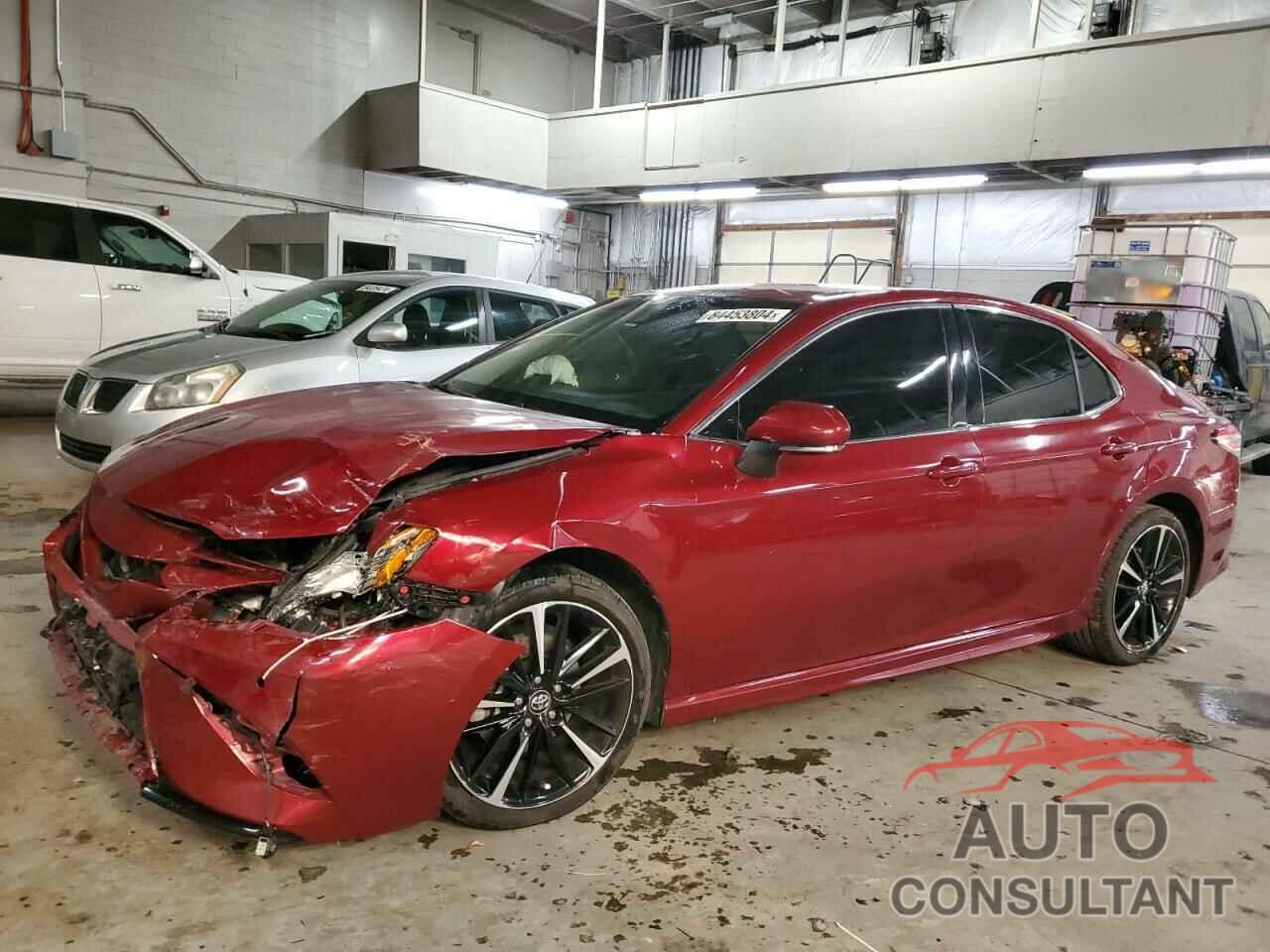 TOYOTA CAMRY 2018 - 4T1B61HK3JU522114