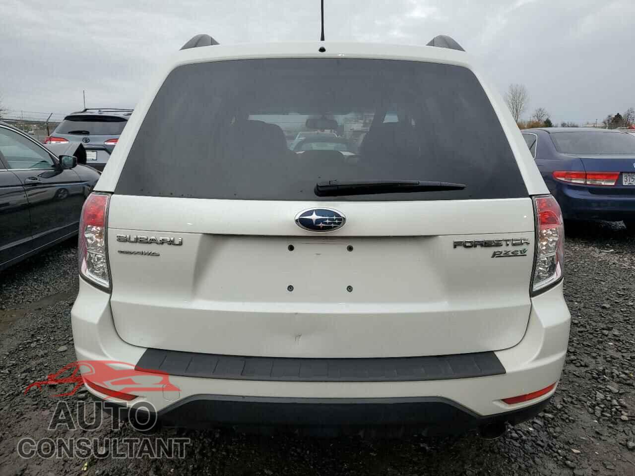 SUBARU FORESTER 2011 - JF2SHAEC0BH758033