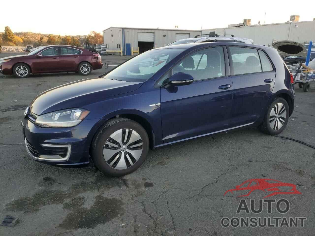 VOLKSWAGEN GOLF 2019 - WVWKR7AU7KW910432