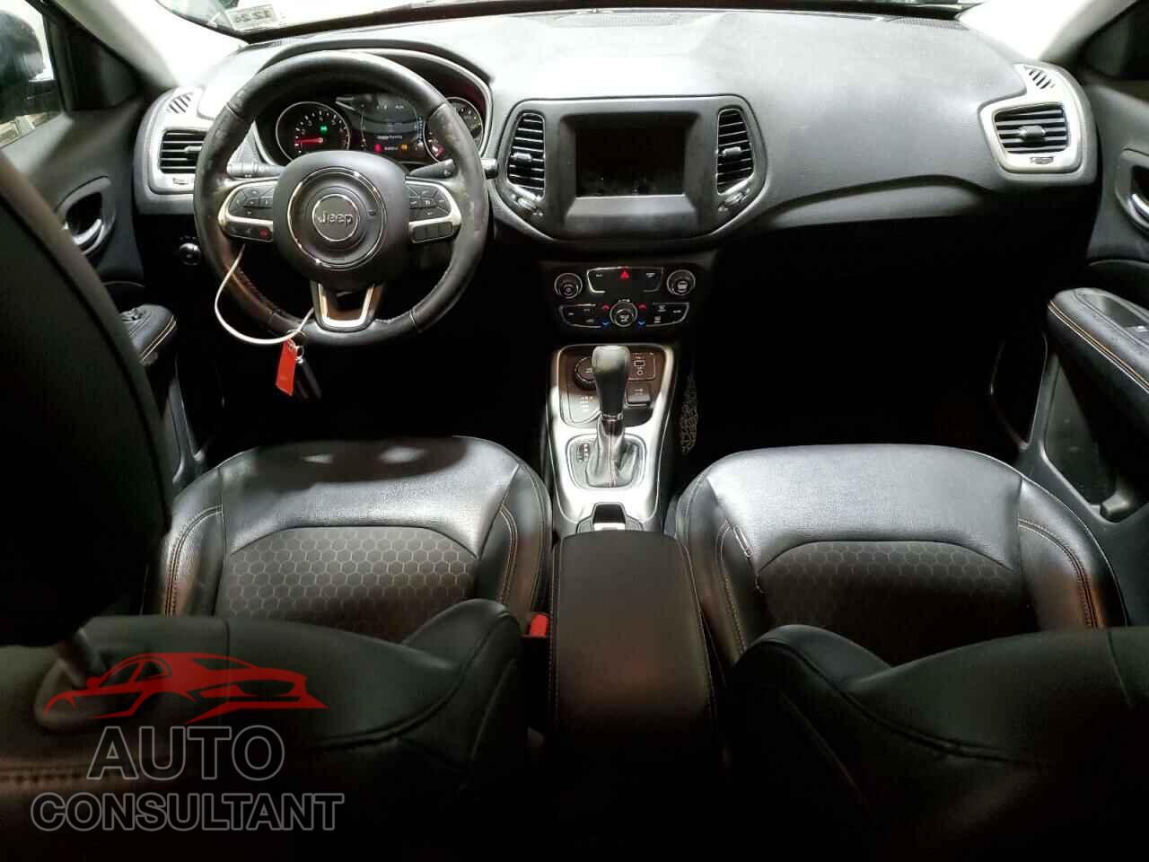 JEEP COMPASS 2020 - 3C4NJDBB7LT112486