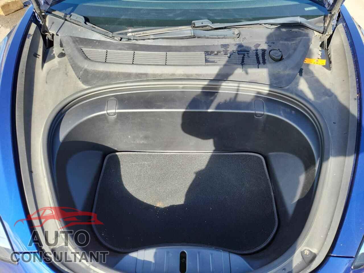 TESLA MODEL 3 2019 - 5YJ3E1EB4KF361508