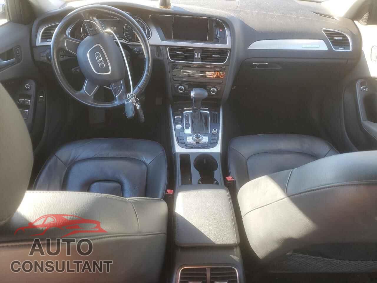 AUDI A4 2013 - WAUFFAFL2DN048198