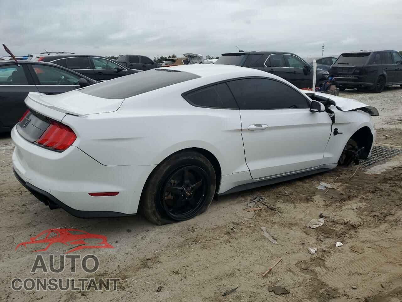 FORD MUSTANG 2018 - 1FA6P8CF3J5122995