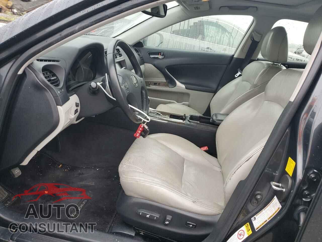 LEXUS IS 2010 - JTHBF5C28A5124733