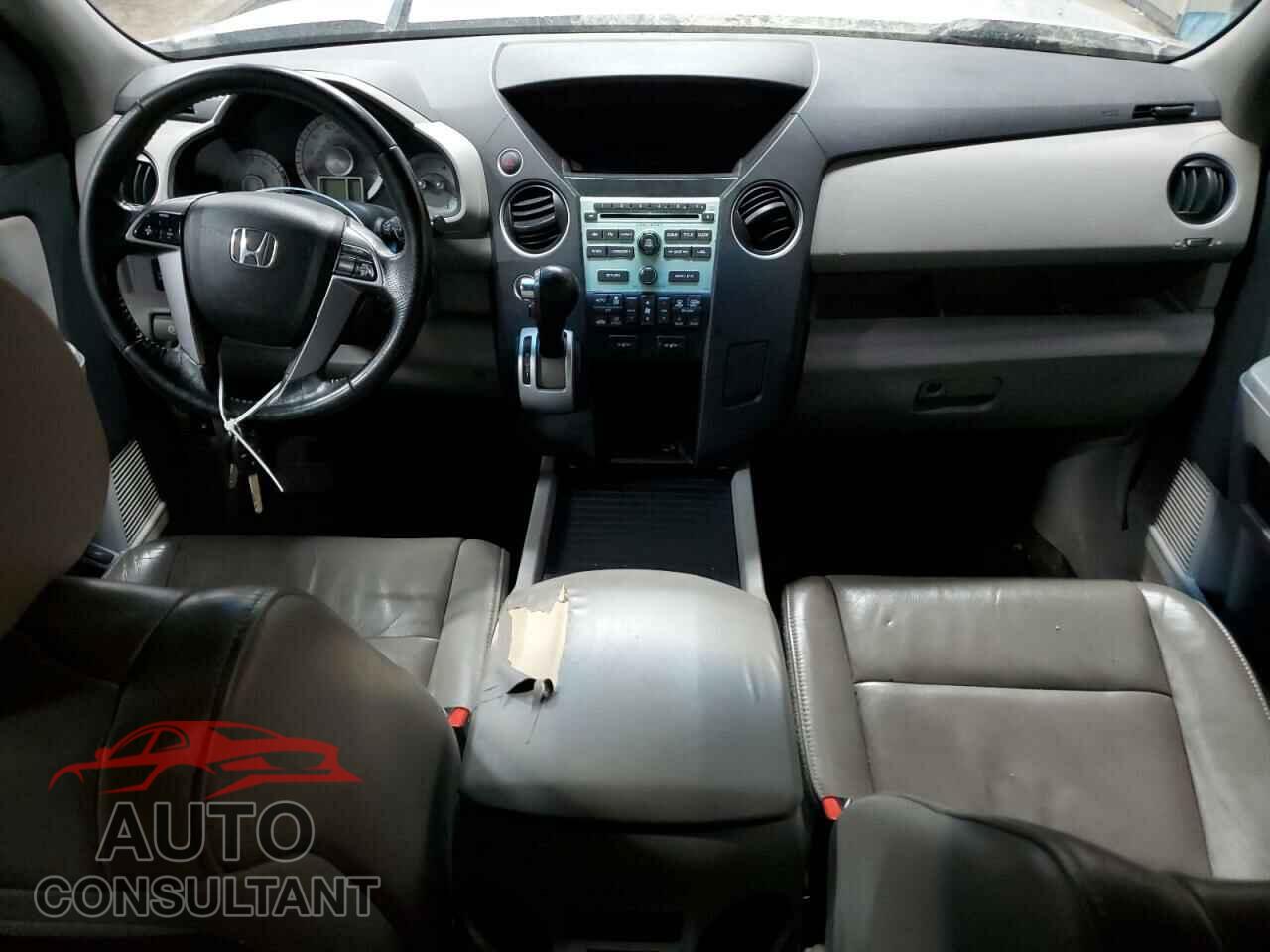 HONDA PILOT 2011 - 5FNYF4H53BB045396