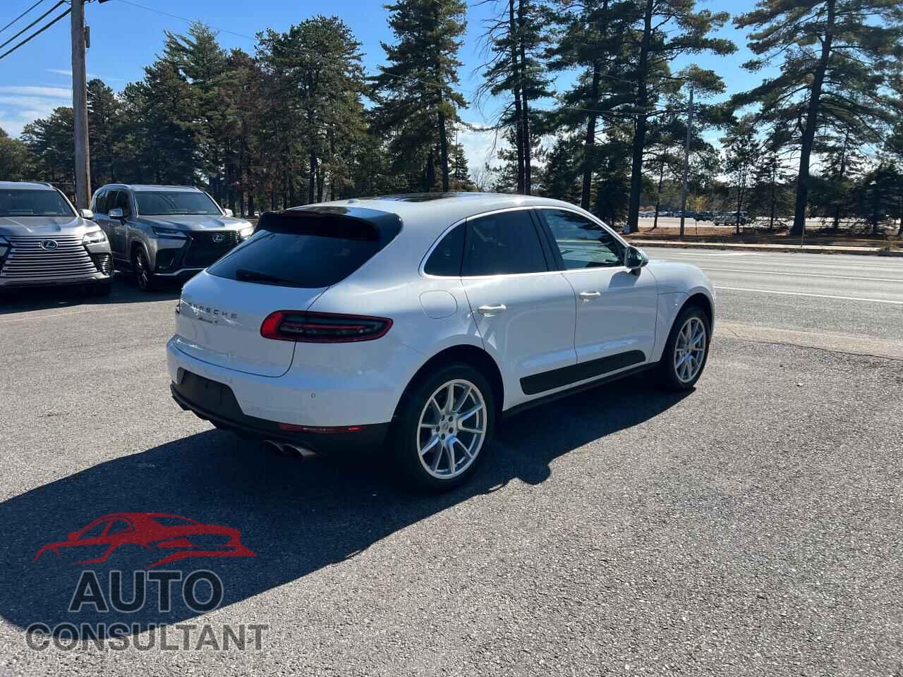 PORSCHE MACAN 2015 - WP1AB2A59FLB44740