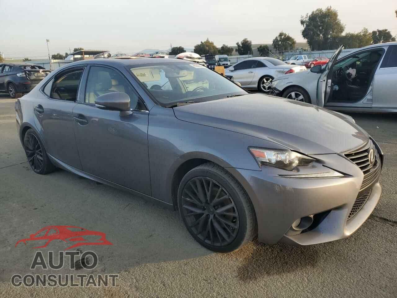 LEXUS IS 2014 - JTHBF1D22E5010613