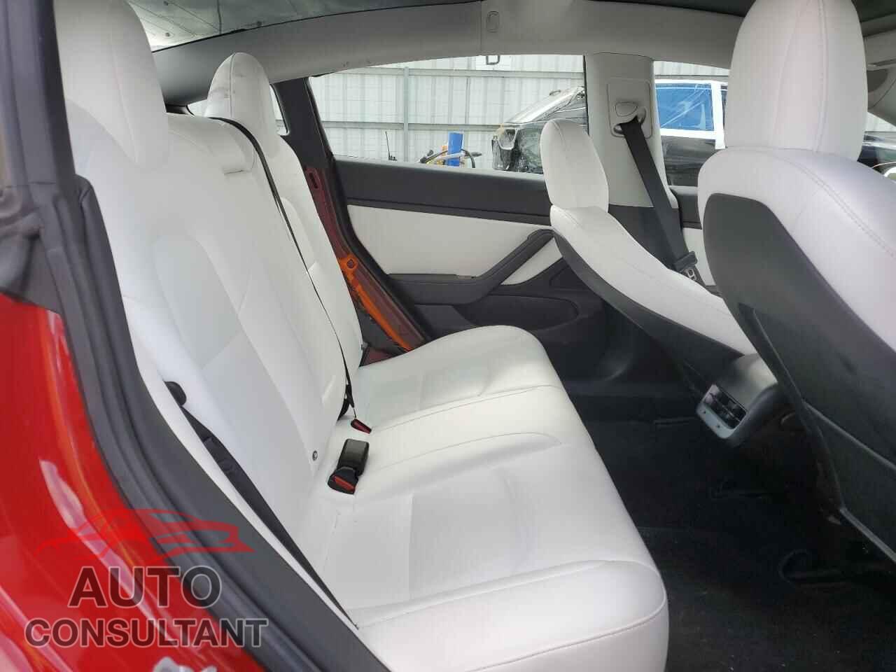 TESLA MODEL 3 2018 - 5YJ3E1EB5JF122127