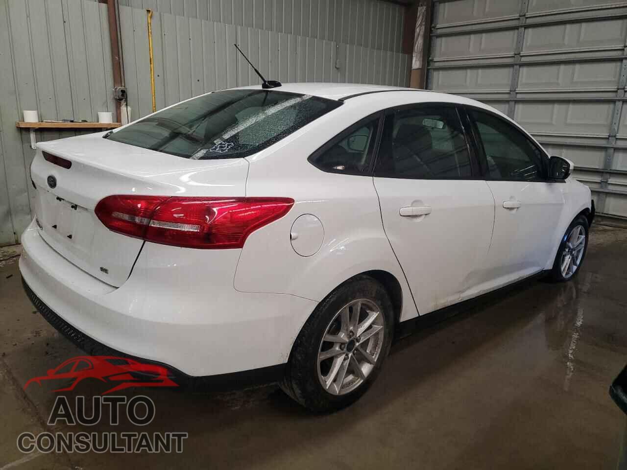 FORD FOCUS 2017 - 1FADP3F25HL257131