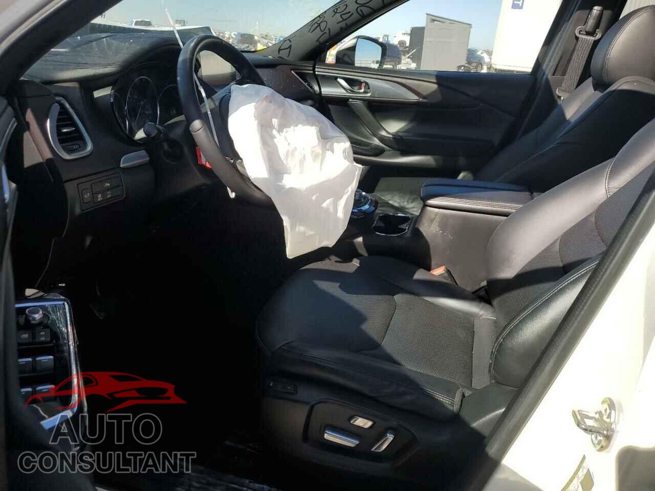 MAZDA CX-9 2018 - JM3TCADY0J0200055