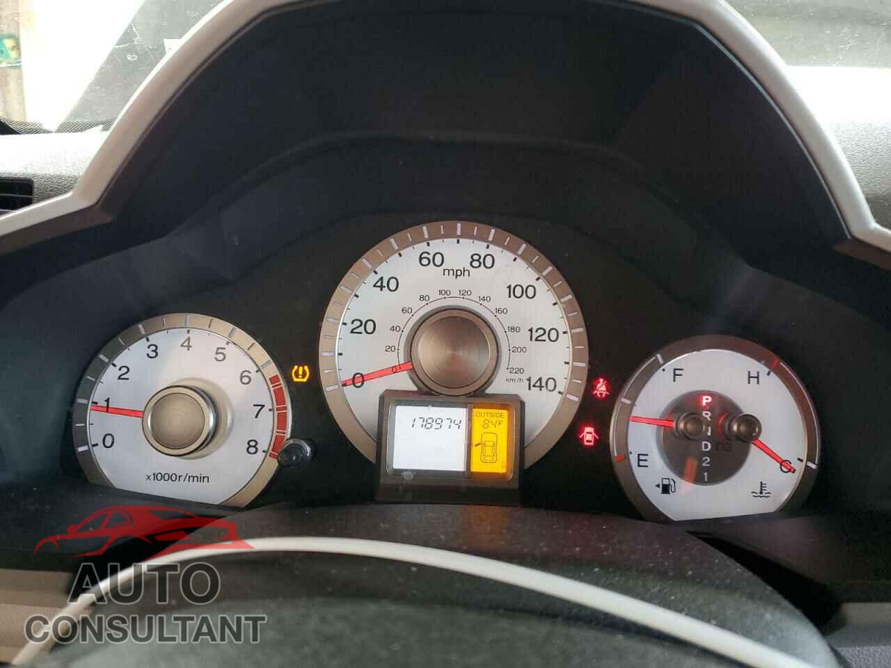 HONDA PILOT 2011 - 5FNYF4H63BB056357