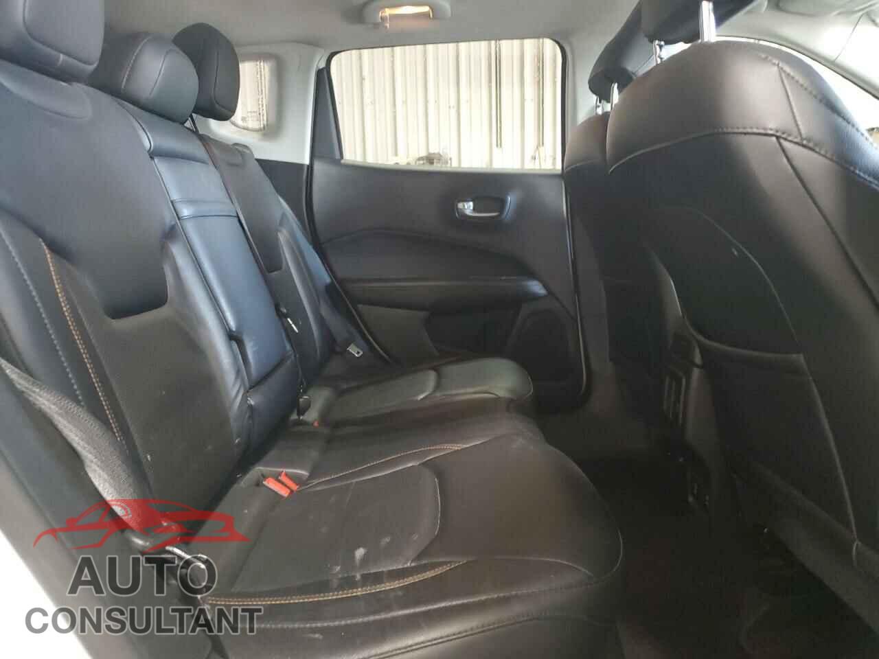JEEP COMPASS 2017 - 3C4NJDCB8HT641614