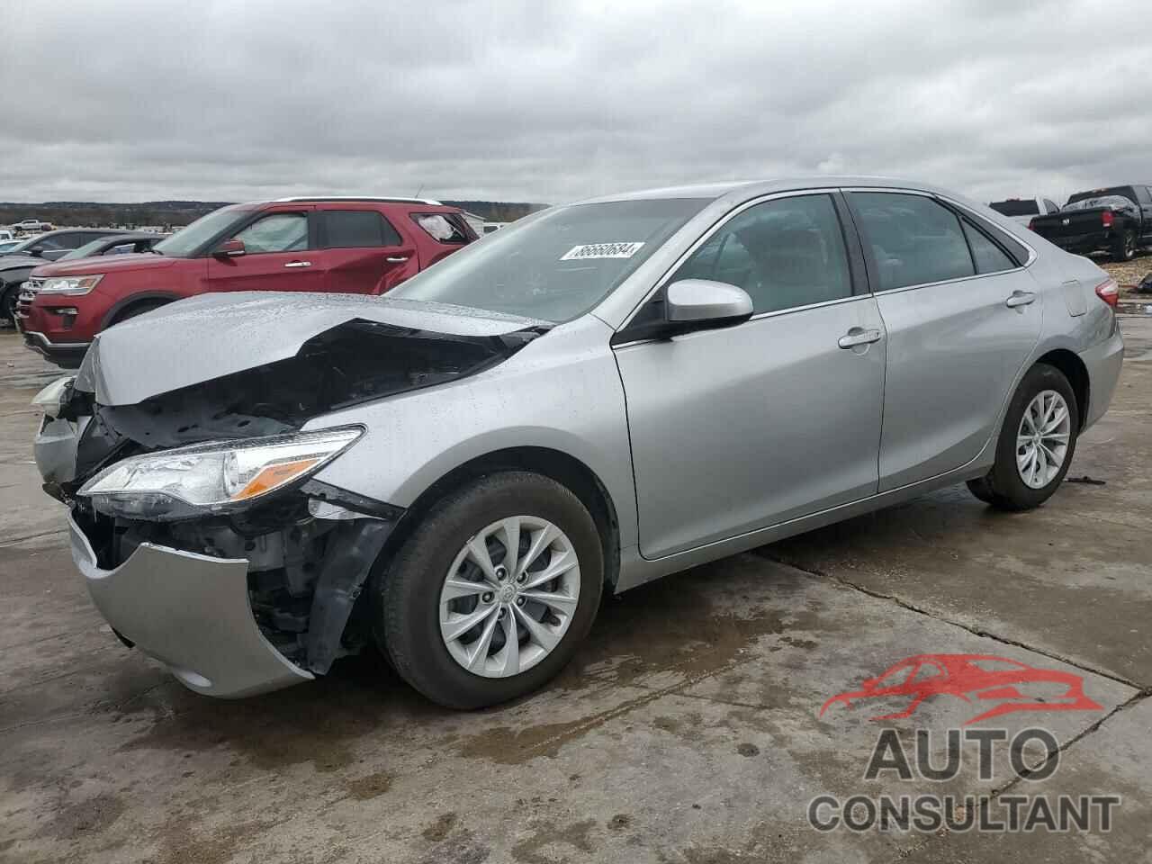 TOYOTA CAMRY 2016 - 4T4BF1FK5GR533102