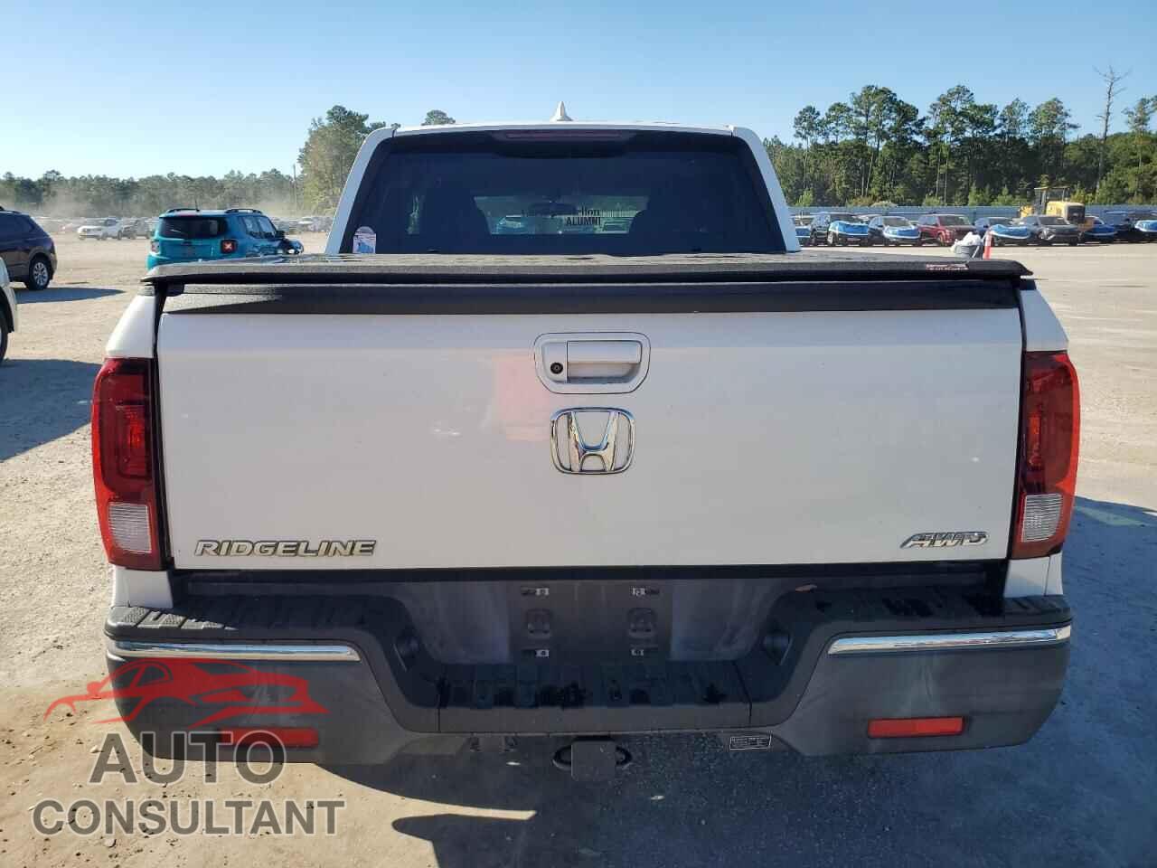 HONDA RIDGELINE 2017 - 5FPYK3F43HB015119