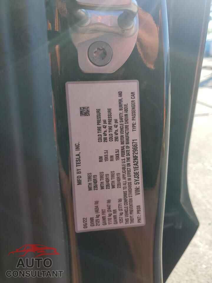 TESLA MODEL 3 2022 - 5YJ3E1EA2NF296671