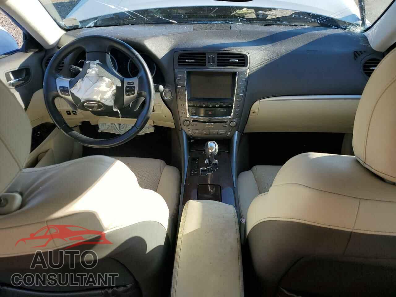 LEXUS IS 2012 - JTHBF5C2XC5157901