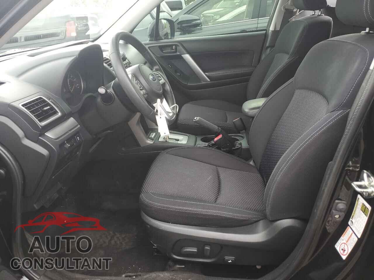 SUBARU FORESTER 2018 - JF2SJAEC4JH571719