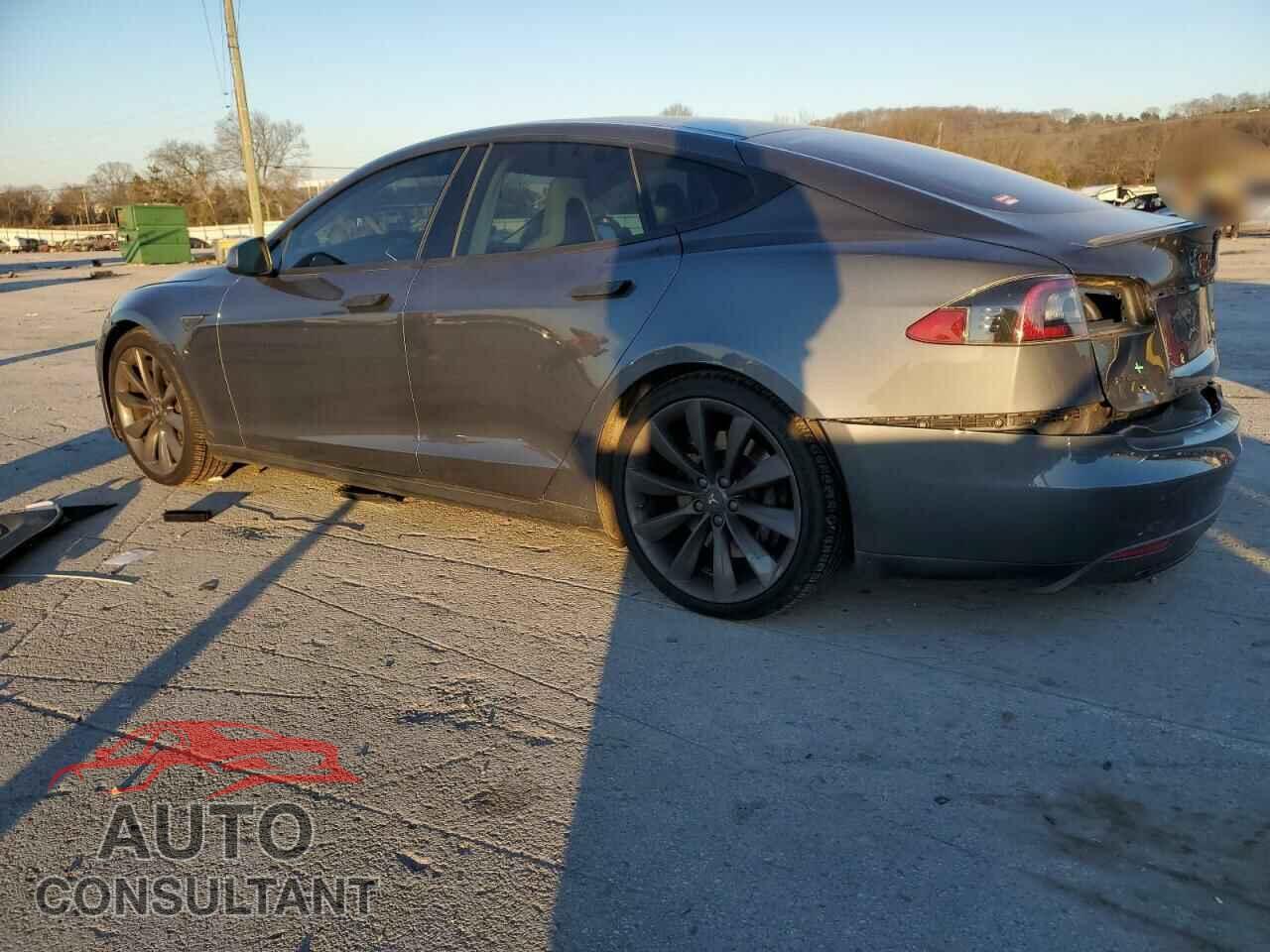TESLA MODEL S 2013 - 5YJSA1CP6DFP17482
