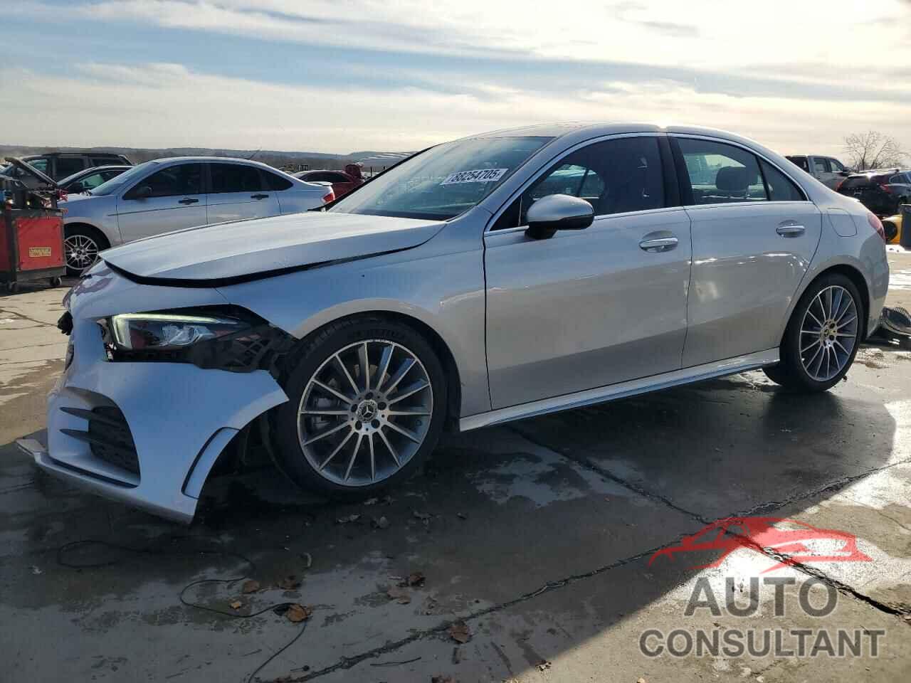 MERCEDES-BENZ A-CLASS 2022 - W1K3G4EB1NJ328464