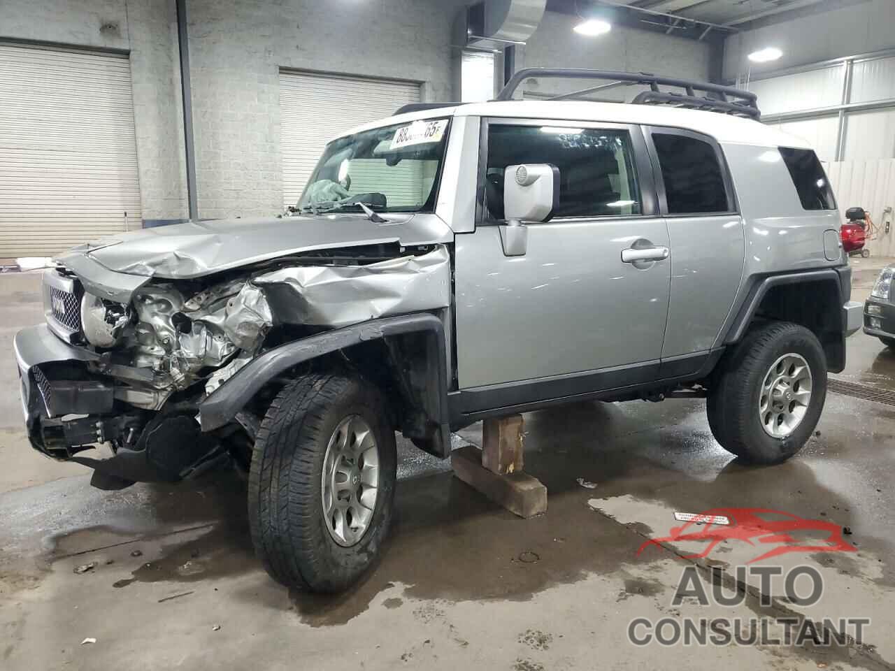 TOYOTA FJ CRUISER 2012 - JTEBU4BF4CK126193