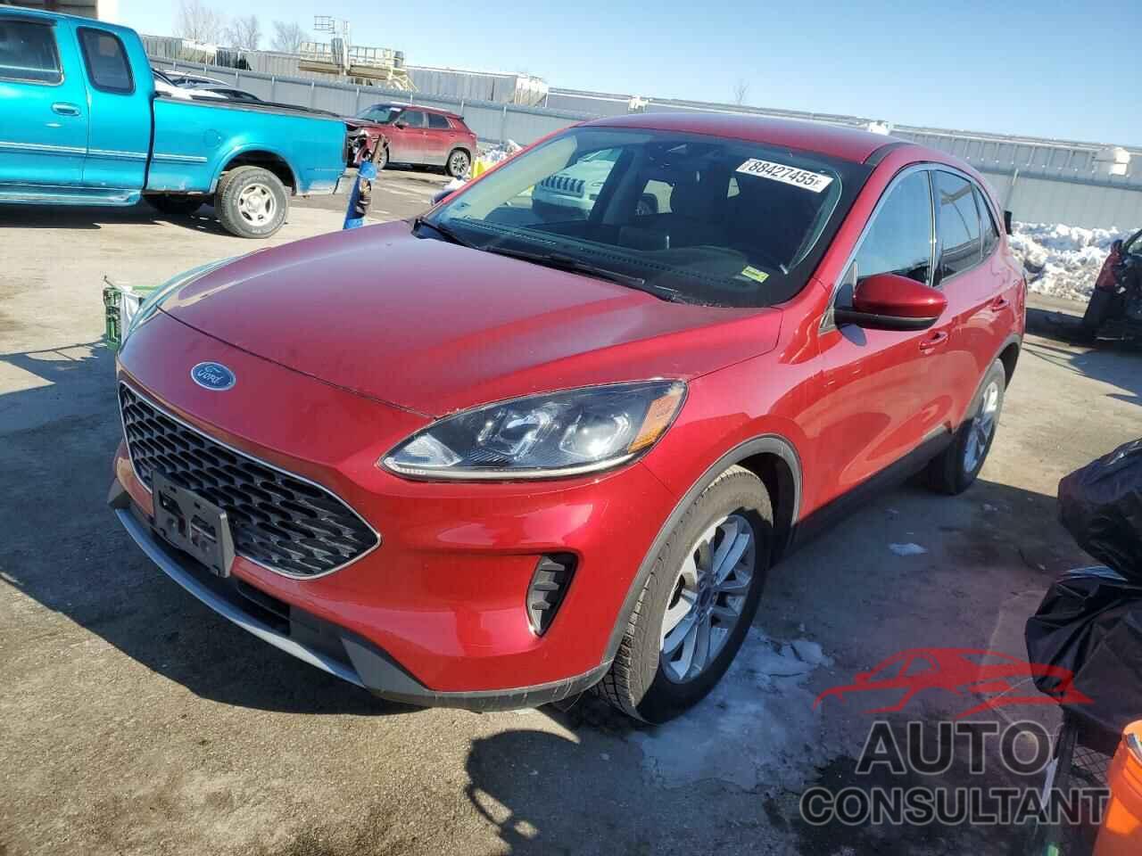 FORD ESCAPE 2020 - 1FMCU0G64LUA76745