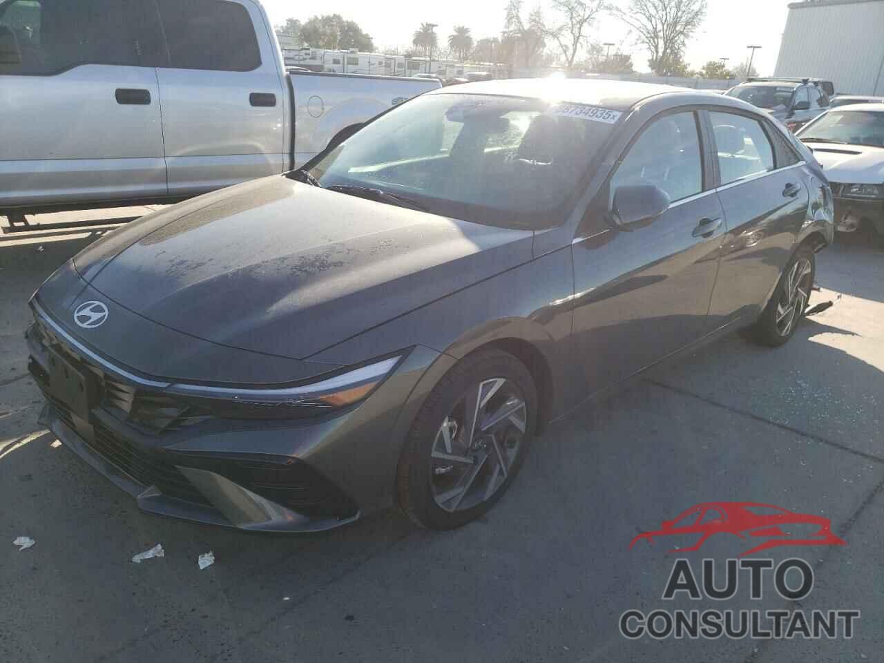 HYUNDAI ELANTRA 2025 - KMHLN4DJ8SU129555