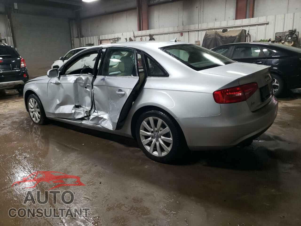 AUDI A4 2013 - WAUBFAFL0DA056385