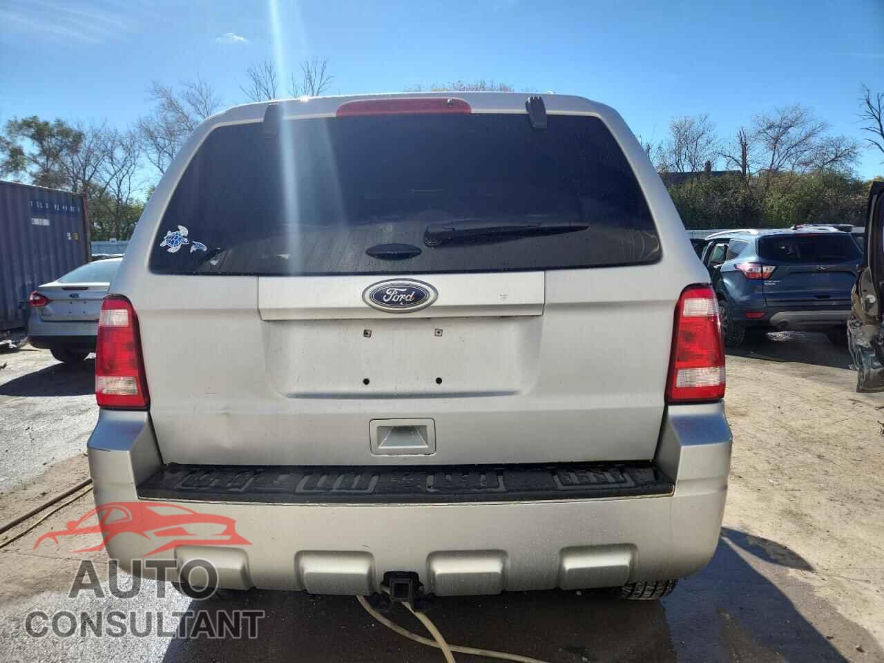 FORD ESCAPE 2011 - 1FMCU9DG4BKB24899