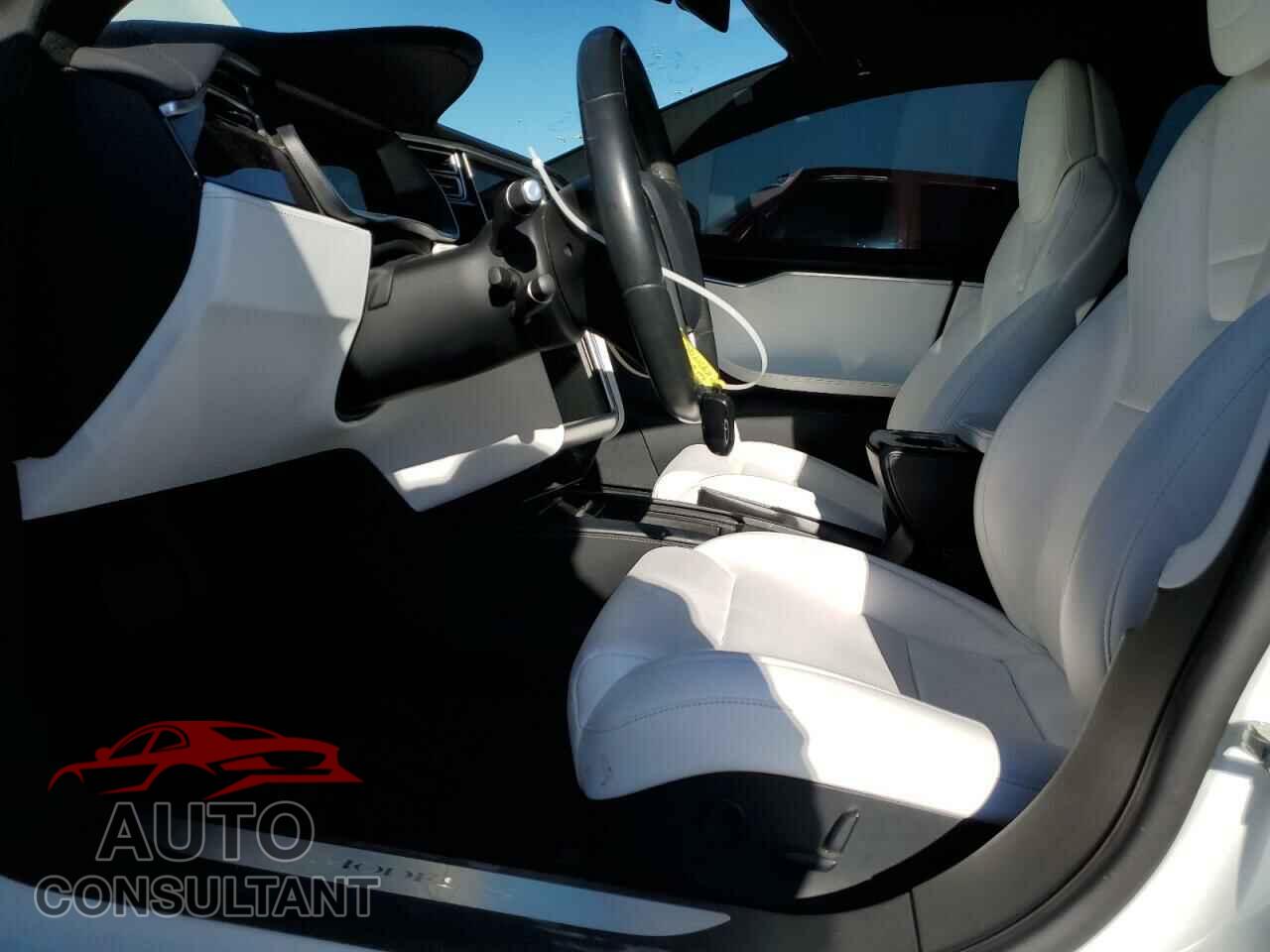 TESLA MODEL S 2017 - 5YJSA1E16HF204974
