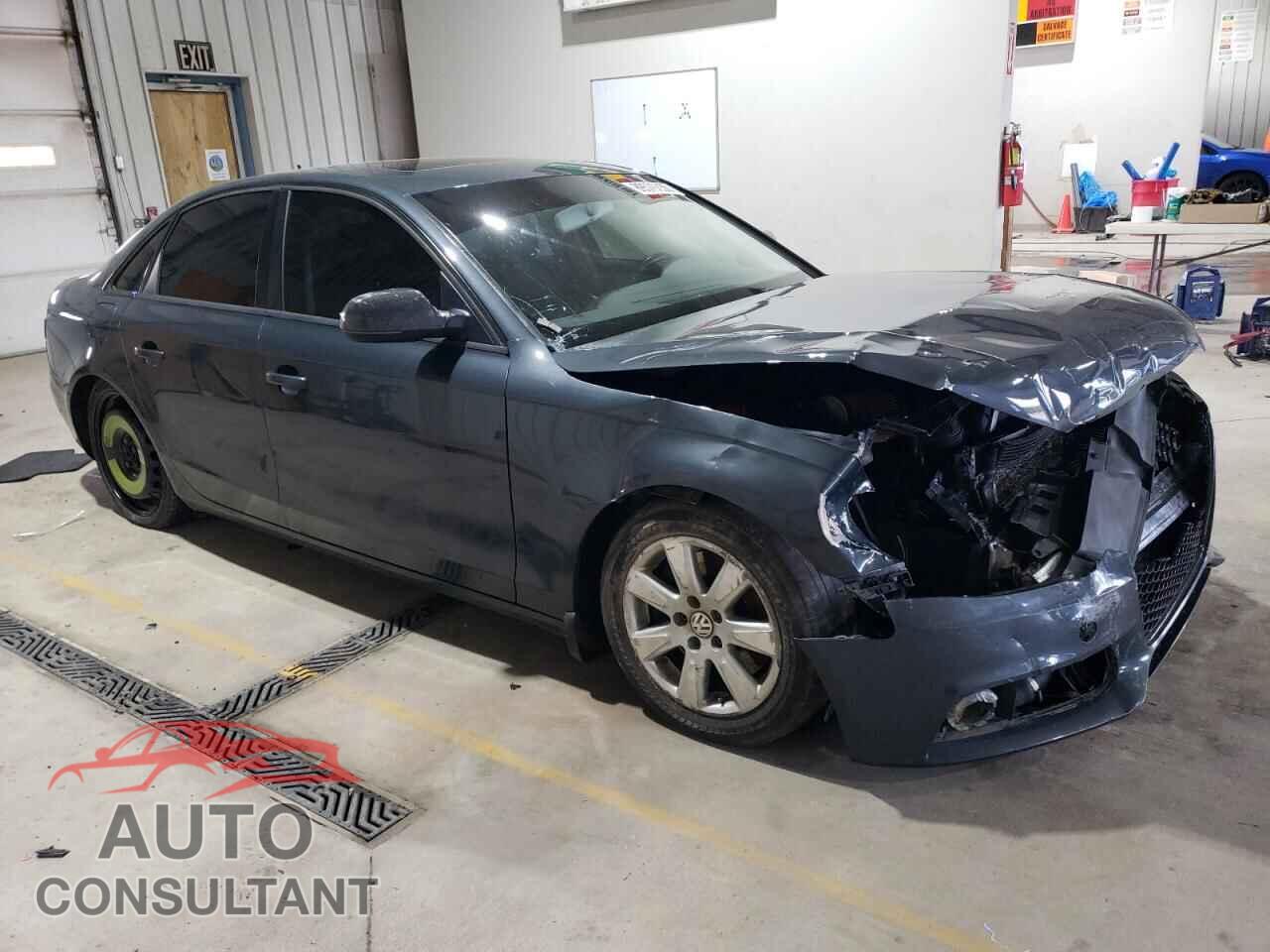 AUDI A4 2010 - WAUDFAFL9AN018506