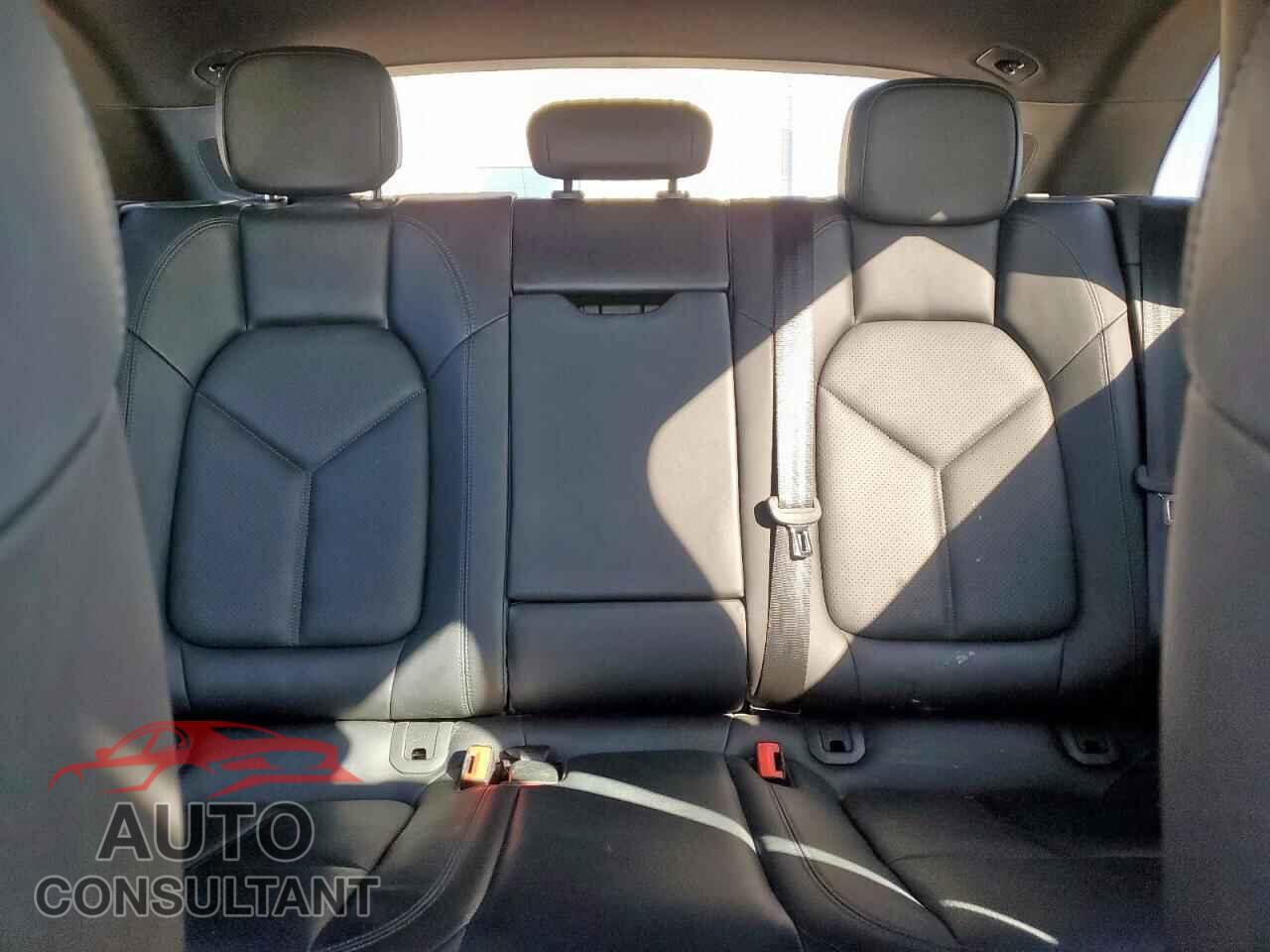 PORSCHE MACAN 2017 - WP1AB2A56HLB14923