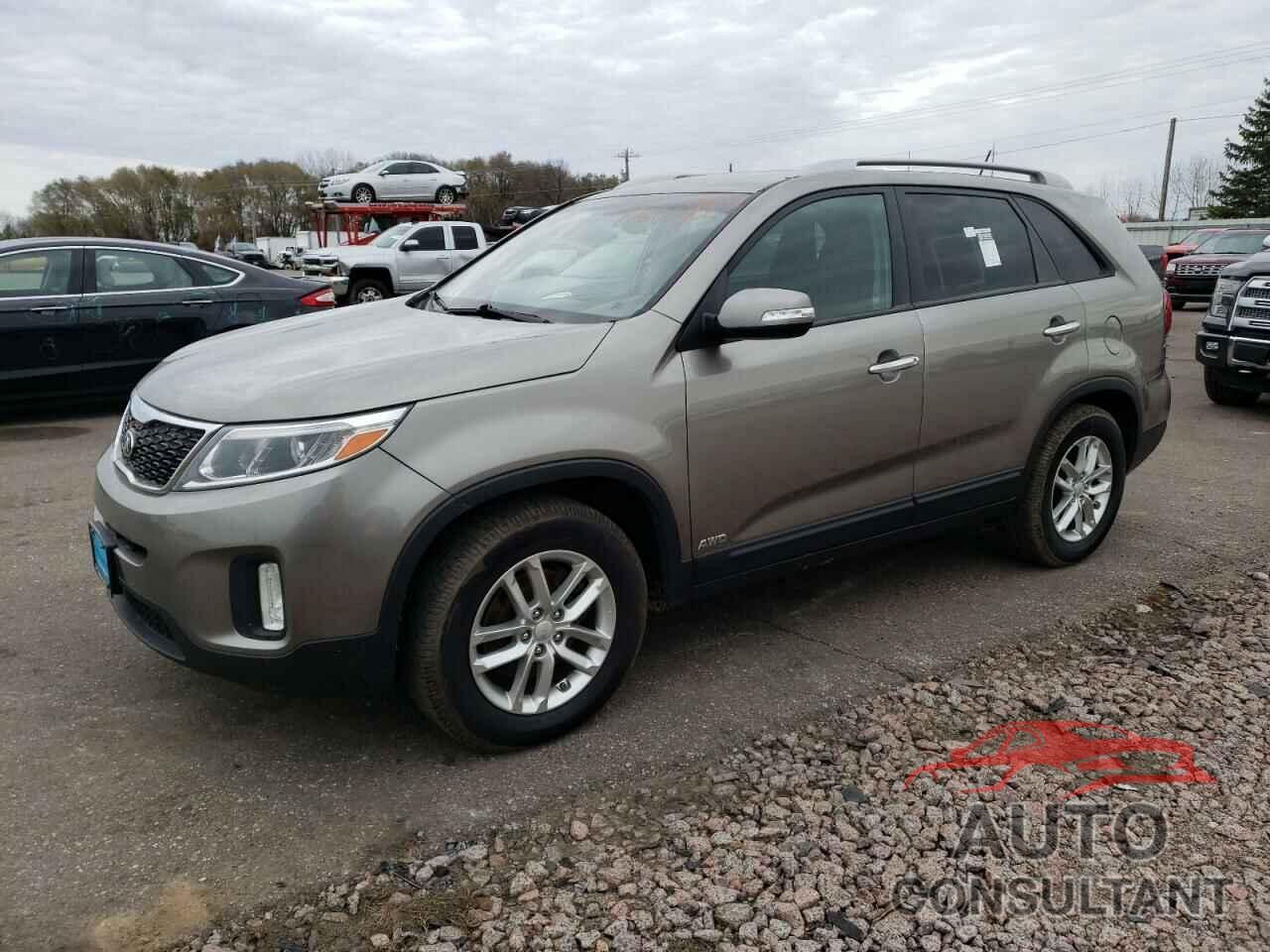 KIA SORENTO 2015 - 5XYKTDA71FG612021