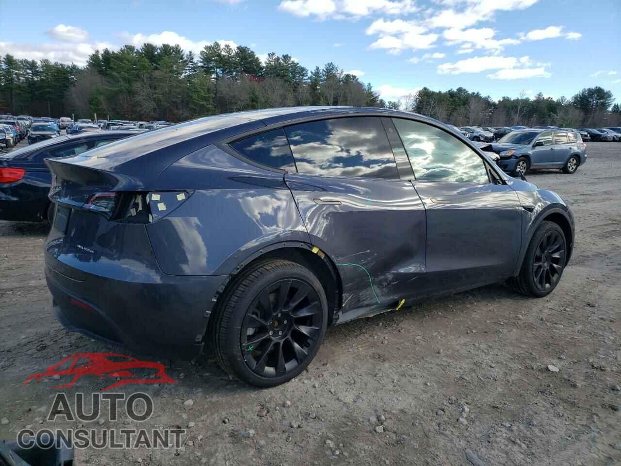 TESLA MODEL Y 2023 - 7SAYGDEE7PF595809