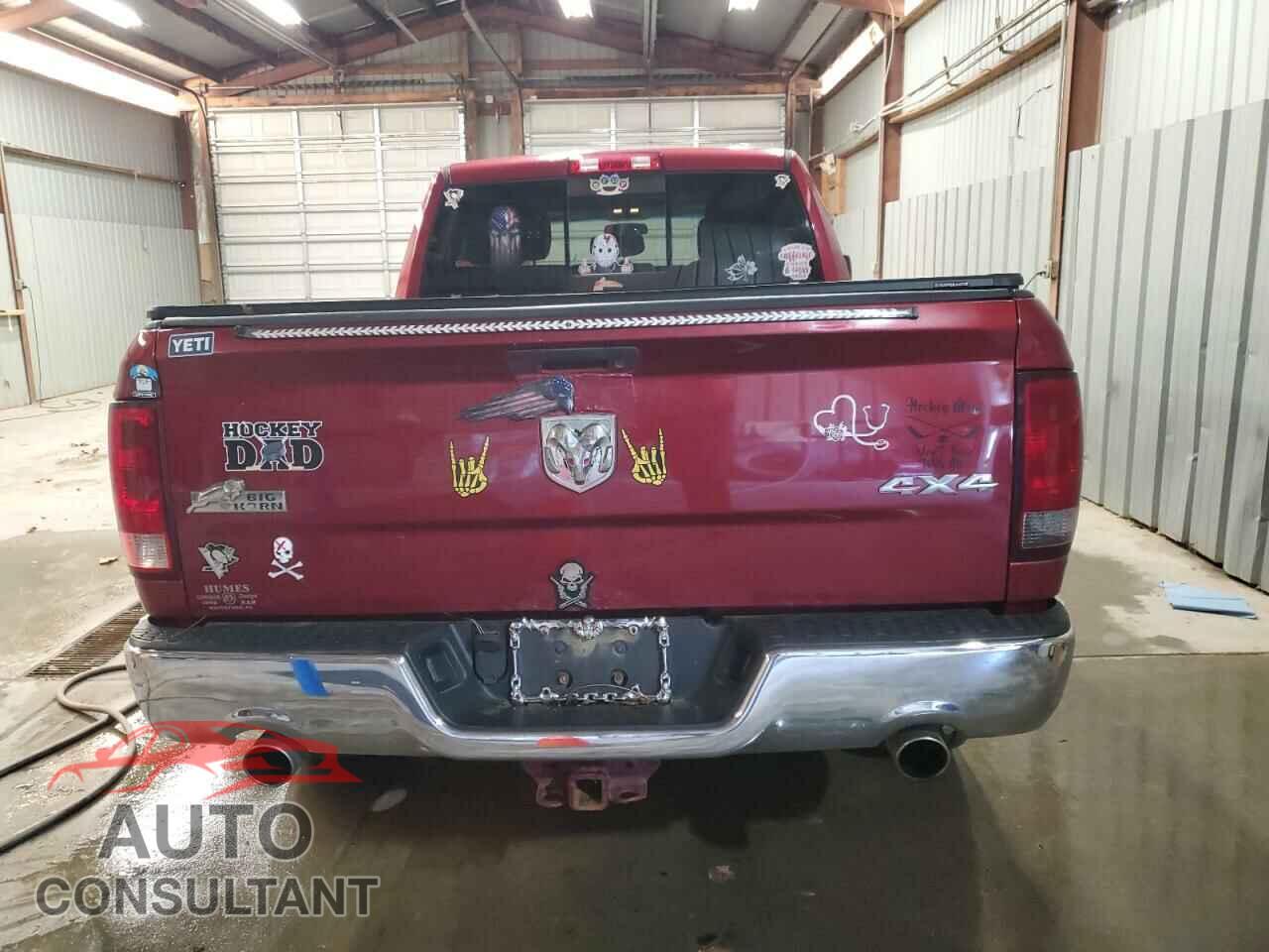 DODGE RAM 1500 2012 - 1C6RD7GT1CS329097