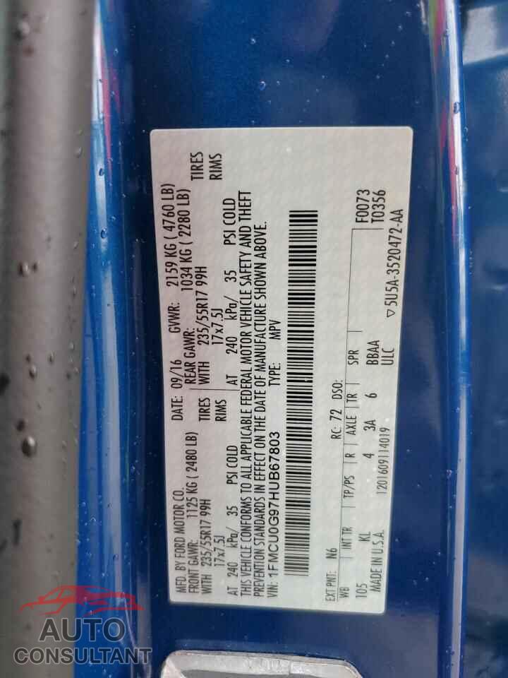 FORD ESCAPE 2017 - 1FMCU0G97HUB67803