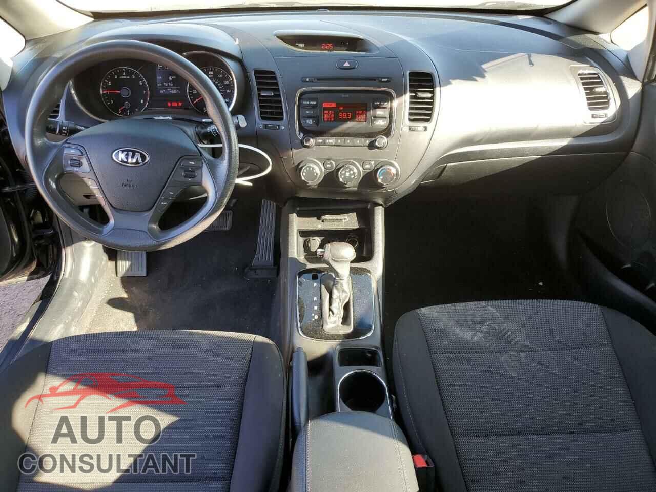 KIA FORTE 2018 - KNAFK5A81J5772899