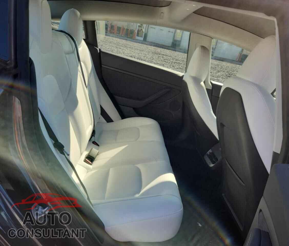 TESLA MODEL 3 2023 - 5YJ3E1EB8PF631850