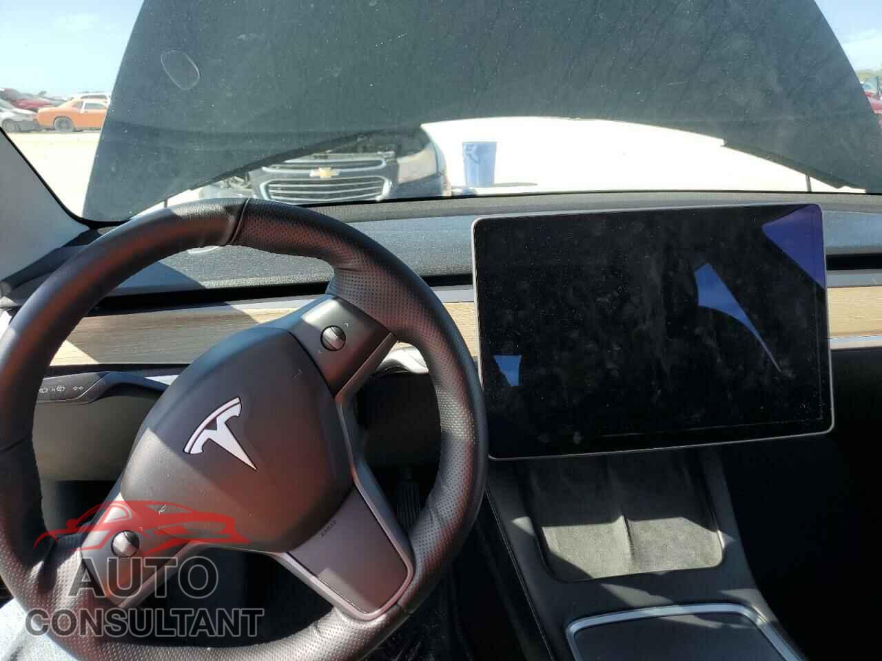 TESLA MODEL 3 2021 - 5YJ3E1EA4MF085616