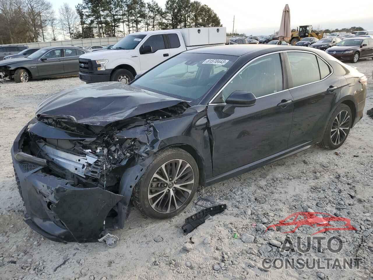 TOYOTA CAMRY 2018 - 4T1B11HK9JU616299