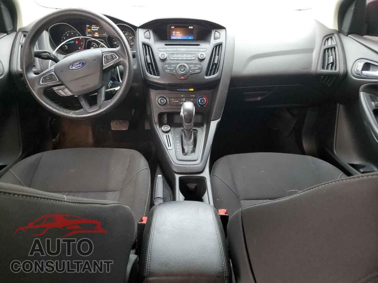 FORD FOCUS 2016 - 1FADP3F26GL293182