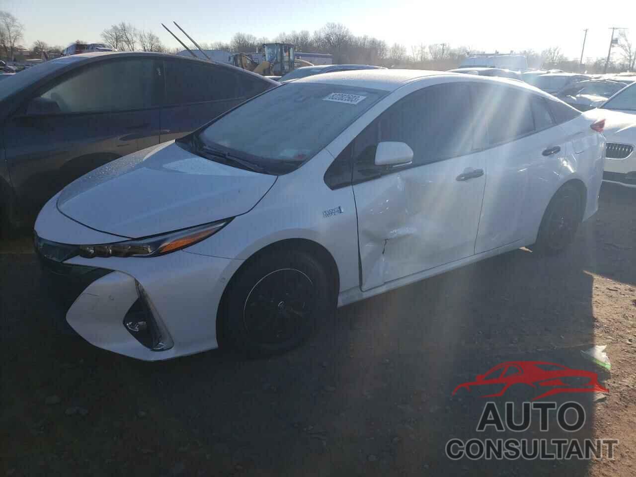 TOYOTA PRIUS 2018 - JTDKARFP5J3071547