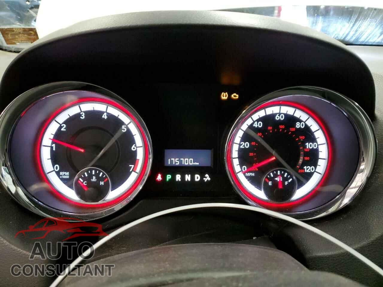 DODGE CARAVAN 2015 - 2C4RDGCG7FR631663