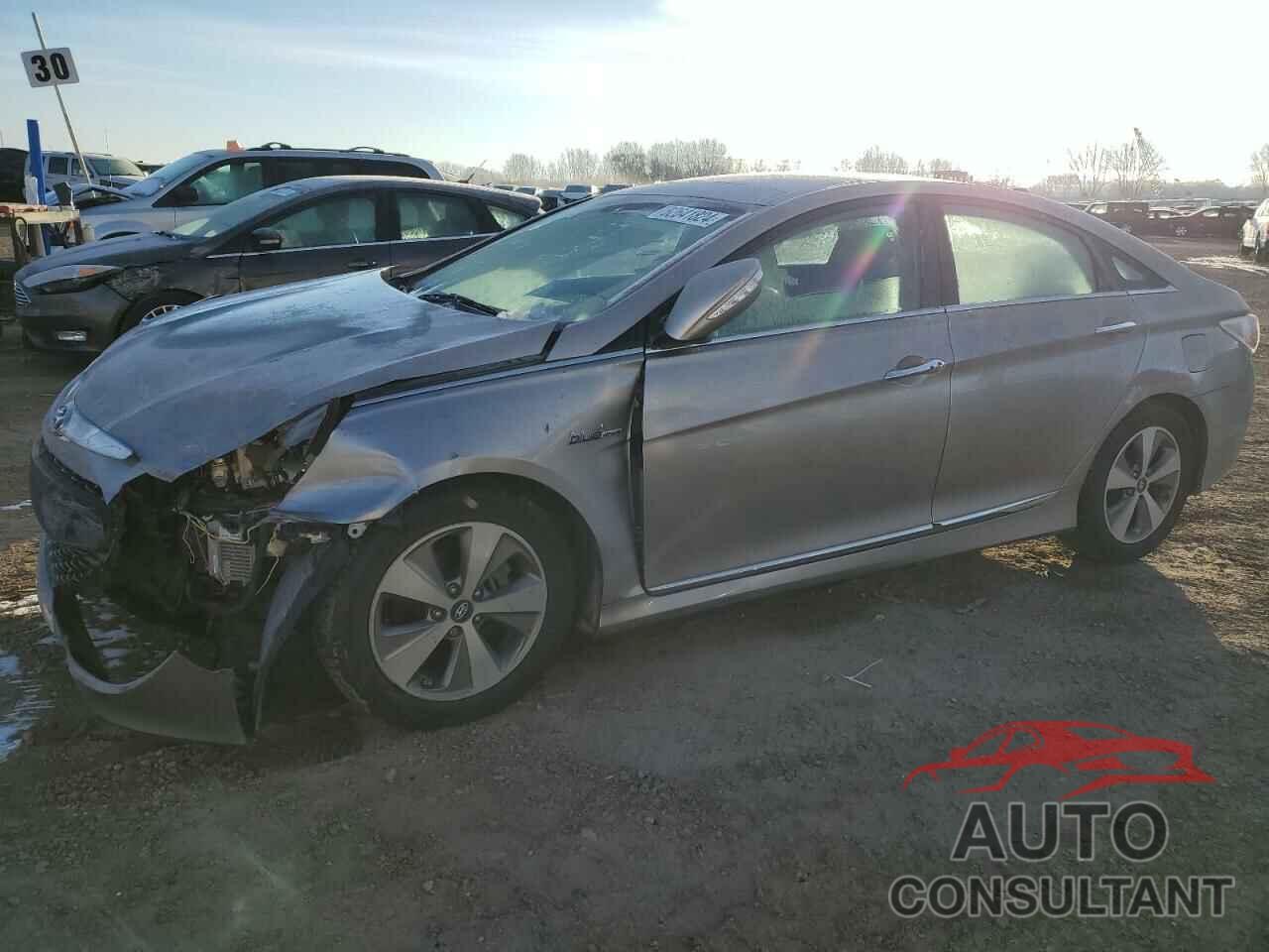 HYUNDAI SONATA 2011 - KMHEC4A44BA018337