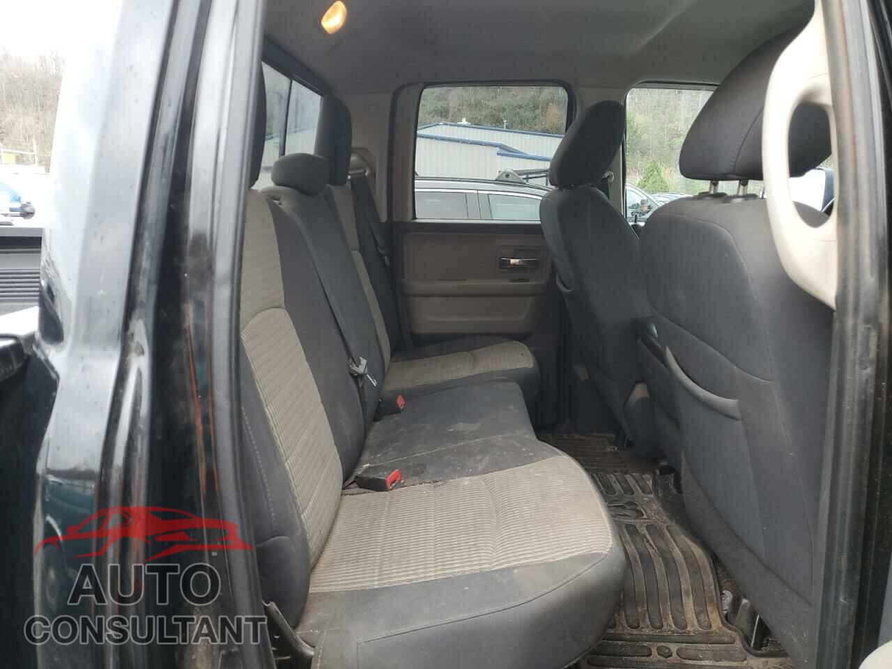 DODGE RAM 1500 2012 - 1C6RD7GT5CS120591